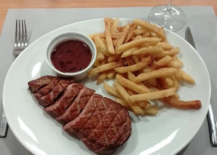 호텔 Du Montcalm *